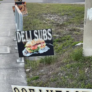 Deli Subs, Breakfast, Bagels and Great Luches