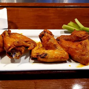 4 piece wing tossed in buffalo sauce