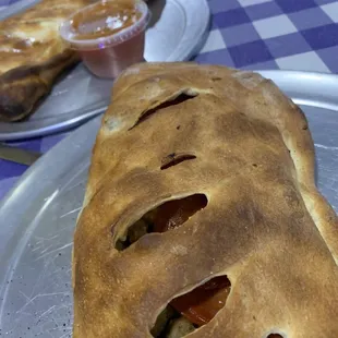Stromboli &amp; Calzone