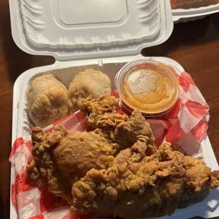 2 pc chicken with biscuits