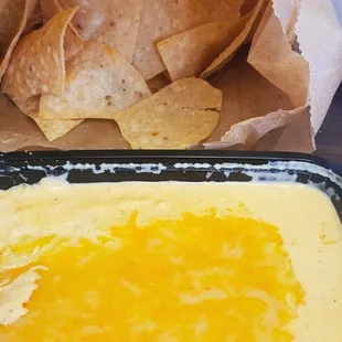 Chips and cheese dip
