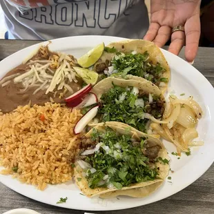 Birriea Taco Plate