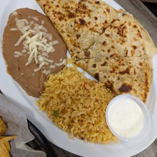 Lengua Quesadilla