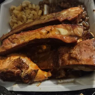 Tender ribs always, chicken is always fantastic. Best Barbecue in Jacksonville.