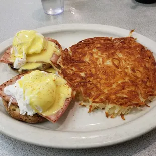 The best Eggs Benedict (Big Sister) in the Madison area.