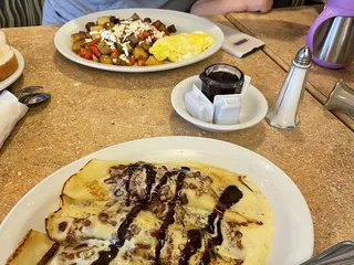 Sofra Family Bistro