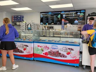 Huntersville Ice Cream Shop