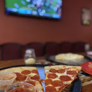 Pepperoni pizza and garlic cheesy bread