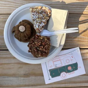 Pastries! We got the muffin, the toscana cake, and one of their cream cheese frosting ones