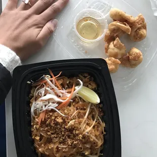 Pad Thai and clean Rangoon