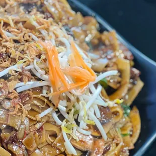 Drunken Noodle