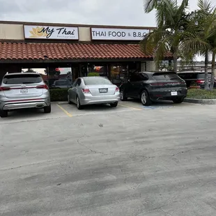 Front of restaurant off Whittier Blvd