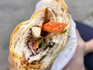 Banh Mi Huong Que