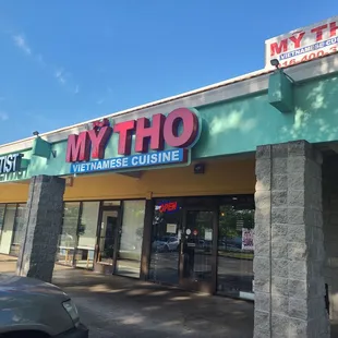 the front of the restaurant