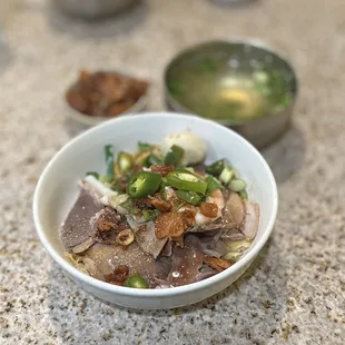 9) MÌ ĐẶC BIỆT + HOÀNH THÁNH (Kho) : Dry House Special Wonton Yellow Noodle w/Side Soup | $12.99 (S)