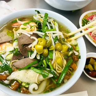 House special noodles