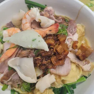 House Wonton Yellow Noodle