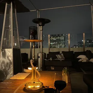 hookah &amp; drinks with a view