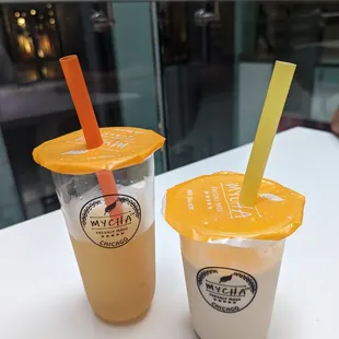 Lychee jasmine tea and jasmine milk tea