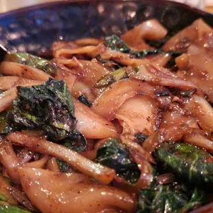 Beef and broccoli noodles