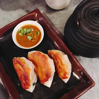 Mama Chang's Pork and Chive Dumpling Kit