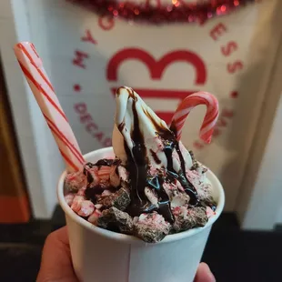 Peppermint Bark Ice Cream - 12/2022