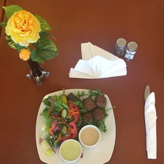Falafel Salad