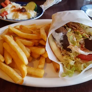 Falafel Gyro