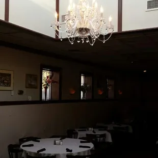 Recent renovations to the banquet room are gorgeous!