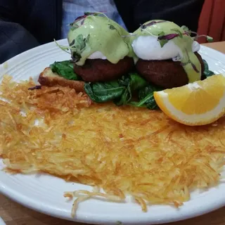 Crab Shrimp Cake Benedict with Lemon Dill Sauce