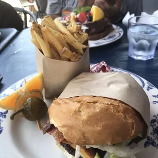 Mymy Burger