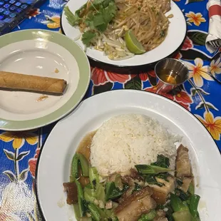 Pad Thai, egg roll, Kana &amp; crispy pork