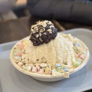 Myomee Coffee & Dessert Cafe