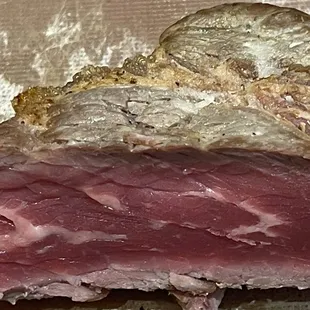 NO sear. that's not marbling, gristle.