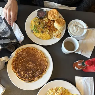 Myrtie&apos;s Omelet and All American