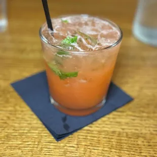 oysters and mussels, drink