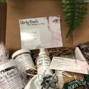Our Dirty Gurlz Coffee Scrub Gift Box...Best Skin ever! Dramatically reduces Celulite