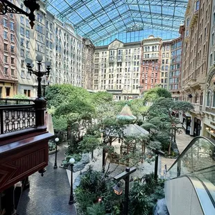 09.01.24 indoor atrium park