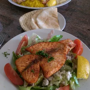 Grilled Salmon Salad