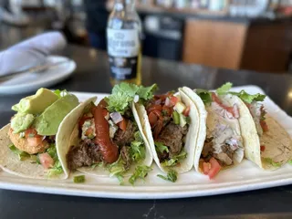 LongCross Bar & Kitchen