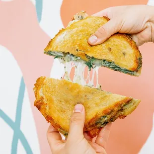 Egg white and spinach panini with pesto sauce