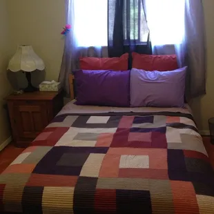 Zophkiel room. Queen
