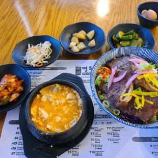 Galbi Bibimbap and Dumpling Tofu Stew Combo