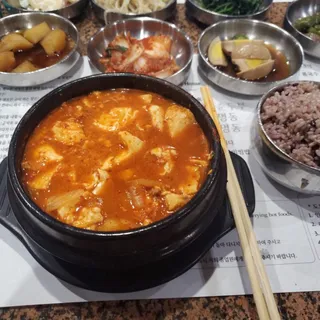 T2. Pork Tofu Soup ( )