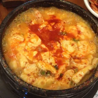 T4. Seafood Tofu Soup ( )