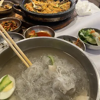 S27. Noodle in Cold White Bean Broth ( )