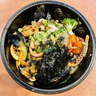 Dolsot Bibimbap
