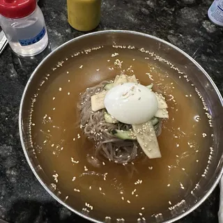 E17. Cold Noodles ()