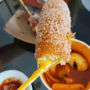 Mozzarella Cheddar Hotdog cheese-pull!!