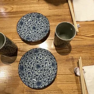 Nice looking dishes.